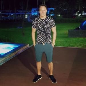 Meet your Posher, Charles-etienne